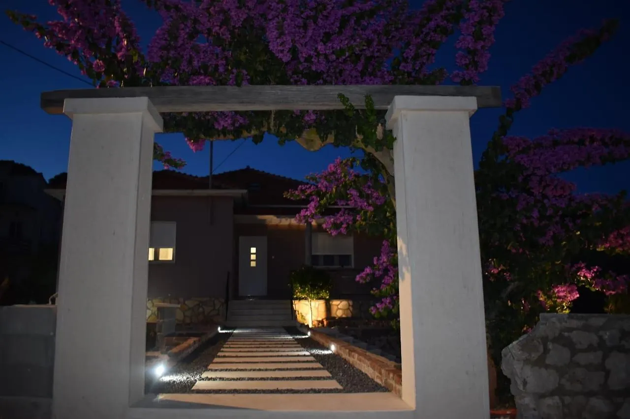 Tatil Evi Pablo'S Holiday House Villa Ugljan Hırvatistan